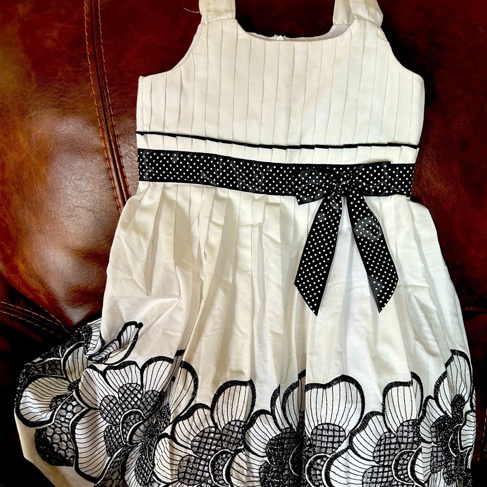 BONNIE JEAN DRESS size 6.  Worn once